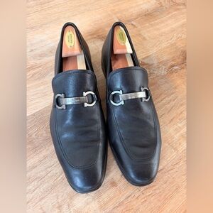 Salvatore Ferragamo black Leather Slip-On loafers size 8.5